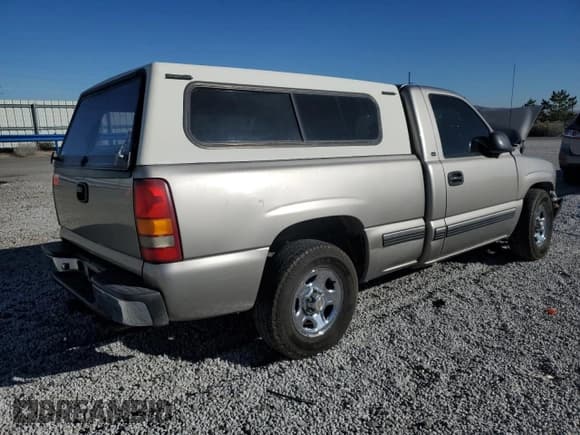 ✅ 1999 Chevrolet Silverado 1500 • VIN: 1GCEC14W2XZ119496 • Лот: 83118934. Опубликован ранее на Copart с пробегом Не указан. Бесплатный доступ к архиву аукционных продаж из США и подробный отчёт об истории автомобиля на DreamBid. Изображение 3.