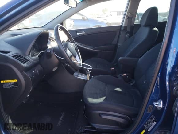 2015 Hyundai Accent GS с VIN KMHCT5AE3FU233606, выставлен на аукционе Copart как лот 38395933 с пробегом 57 785 миль миль и . История ставок и продаж доступна на DreamBid. Изображение 7.