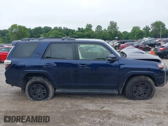 ✅ 2024 Toyota 4Runner TRD Off Road Premium • VIN: JTERU5JR8R6223074 • Lot: 42712130. Listed on IAAI with 48,253 mi. Free auction sales archive from the USA and detailed vehicle history report at DreamBid. Image 12.