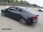 ✅ 2024 Kia Forte LXS • VIN: 3KPF24AD6RE698809 • Lot: 43422557. Wystawiony na IAAI z przebiegiem 31 606 mil. Bezpłatny archiwum sprzedaży aukcyjnych z USA i szczegółowy raport historii pojazdu na DreamBid. Zdjęcie 3.