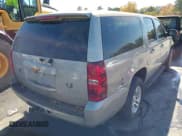 ✅ 2007 Chevrolet Suburban LT • VIN: 1GNFC16J77J167362 • Lot: 43613035. Listed on IAAI with Not provided. Free auction sales archive from the USA and detailed vehicle history report at DreamBid. Image 4.