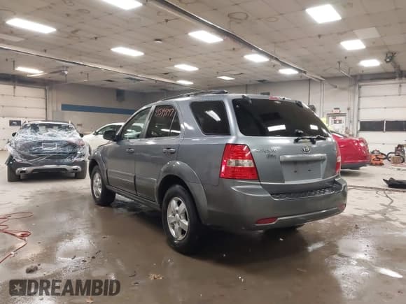 ✅ 2008 Kia Sorento EX • VIN: KNDJC736785763541 • Lot: 43544897. Listed on IAAI with 147,039 mi. Free auction sales archive from the USA and detailed vehicle history report at DreamBid. Image 3.