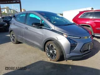✅ 2023 Chevrolet Bolt EV 2LT • VIN: 1G1FX6S05P4201698 • Lot: 41999199. Wystawiony na IAAI z przebiegiem 5 293 mil. Bezpłatny archiwum sprzedaży aukcyjnych z USA i szczegółowy raport historii pojazdu na DreamBid. Zdjęcie 1.