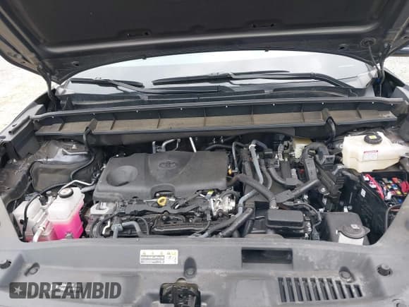 ✅ 2023 Toyota Highlander Hybrid LE • VIN: 5TDZARAH3PS526191 • Lot: 42212602. Listed on IAAI with 31,810 mi. Free auction sales archive from the USA and detailed vehicle history report at DreamBid. Image 10.