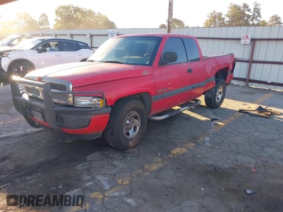 ✅ 2001 Dodge 1500 • VIN: 1B7HC13Y91J535812 • Лот: 43448229. Опубликован ранее на IAAI с пробегом 259 094 миль. Бесплатный доступ к архиву аукционных продаж из США и подробный отчёт об истории автомобиля на DreamBid. Изображение 17.