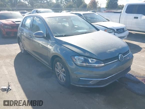 ✅ 2019 Volkswagen Golf S • VIN: 3VWG57AU7KM020916 • Lot: 43420464. Wystawiony na IAAI z przebiegiem 94 452 mil. Bezpłatny archiwum sprzedaży aukcyjnych z USA i szczegółowy raport historii pojazdu na DreamBid. Zdjęcie 1.