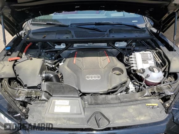 ✅ 2024 Audi SQ5 Prestige • VIN: WA1C4AFY5R2024472 • Lot: 63771495. Listed on Copart with 16,060 mi. Free auction sales archive from the USA and detailed vehicle history report at DreamBid. Image 12.