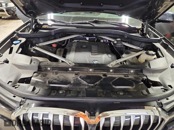 ✅ 2021 BMW X7 xDrive40i • VIN: 5UXCW2C00M9F02965 • Лот: 92995675. Опубликован ранее на Copart с пробегом 52 090 миль. Бесплатный доступ к архиву аукционных продаж из США и подробный отчёт об истории автомобиля на DreamBid. Изображение 12.