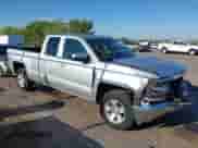 2019 Chevrolet Silverado 1500 LT z VIN 2GCRCPEC4K1119591, wystawiony jako IAAI lot #43316471 z przebiegiem 36 980 mil mil oraz . Historia ofert i sprzedaży dostępna na DreamBid. Obrazek 13.