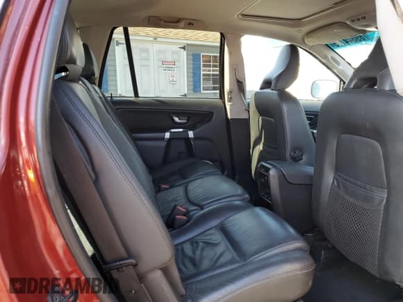 ✅ 2014 Volvo XC90 • VIN: YV4952CZ4E1693376 • Лот: 89844785. Опубликован ранее на Copart с пробегом 185 266 миль. Бесплатный доступ к архиву аукционных продаж из США и подробный отчёт об истории автомобиля на DreamBid. Изображение 10.