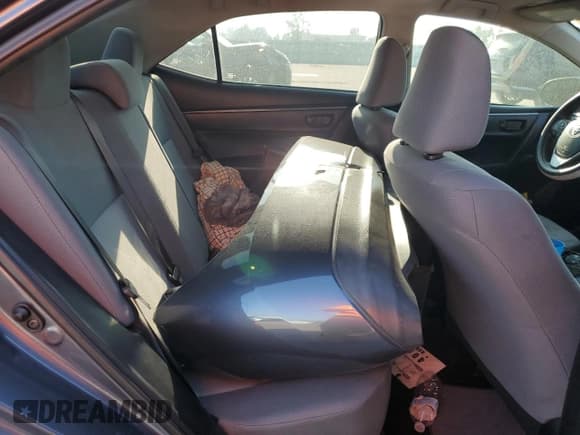 ✅ 2016 Toyota Corolla L • VIN: 5YFBURHEXGP476774 • Lot: 81423775. Listed on Copart with 118,267 mi. Free auction sales archive from the USA and detailed vehicle history report at DreamBid. Image 10.