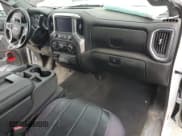 ✅ 2022 Chevrolet Silverado 2500HD • VIN: 1GC0YNE75NF101101 • Lot: 72952574. Wystawiony na Copart z przebiegiem 49 970 mil. Bezpłatny archiwum sprzedaży aukcyjnych z USA i szczegółowy raport historii pojazdu na DreamBid. Zdjęcie 8.