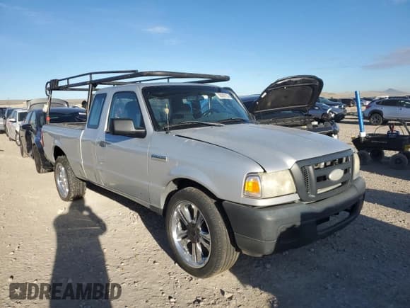✅ 2006 Ford Ranger XL • VIN: 1FTYR14D06PA65815 • Lot: 50309135. Wystawiony na Copart z przebiegiem 224 146 mil. Bezpłatny archiwum sprzedaży aukcyjnych z USA i szczegółowy raport historii pojazdu na DreamBid. Zdjęcie 4.