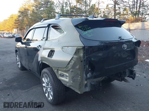 ✅ 2020 Toyota Highlander Limited • VIN: 5TDDZRBH2LS055789 • Lot: 43784971. Wystawiony na IAAI z przebiegiem 77 542 mil. Bezpłatny archiwum sprzedaży aukcyjnych z USA i szczegółowy raport historii pojazdu na DreamBid. Zdjęcie 3.