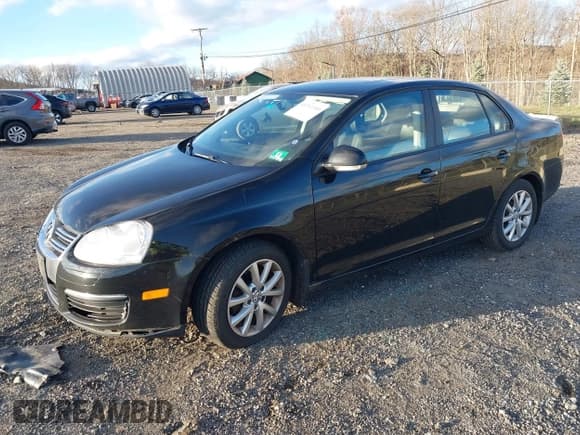 ✅ 2010 Volkswagen Jetta SE • VIN: 3VWRZ7AJXAM158192 • Lot: 43702550. Listed on IAAI with 140,702 mi. Free auction sales archive from the USA and detailed vehicle history report at DreamBid. Image 20.