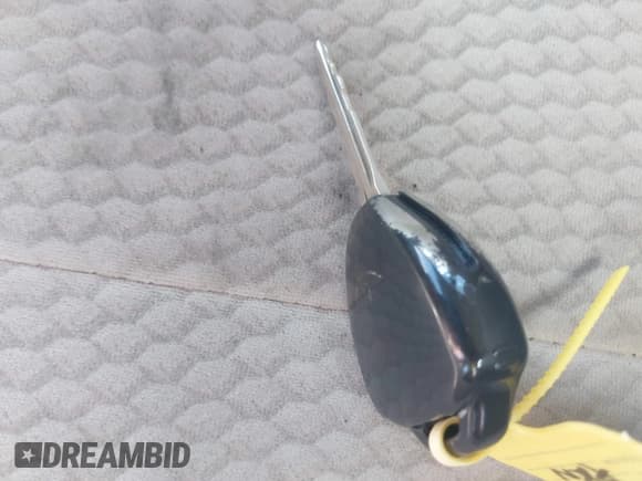 ✅ 2011 Toyota Camry LE • VIN: 4T1BF3EK4BU595350 • Лот: 43695181. Опубликован ранее на IAAI с пробегом 86 954 миль. Бесплатный доступ к архиву аукционных продаж из США и подробный отчёт об истории автомобиля на DreamBid. Изображение 11.