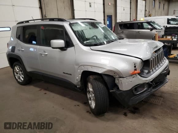 ✅ 2017 Jeep Renegade Latitude • VIN: ZACCJBBBXHPG32594 • Лот: 82496265. Опубликован ранее на Copart с пробегом 129 676 миль. Бесплатный доступ к архиву аукционных продаж из США и подробный отчёт об истории автомобиля на DreamBid. Изображение 4.