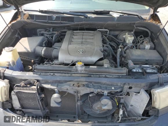 ✅ 2010 Toyota Sequoia Limited • VIN: 5TDJY5G14AS028732 • Lot: 57331695. Listed on Copart with 186,463 mi. Free auction sales archive from the USA and detailed vehicle history report at DreamBid. Image 12.