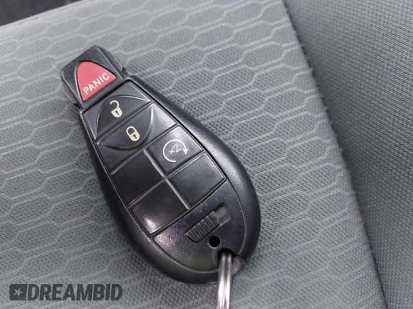 ✅ 2014 Ram 1500 Express • VIN: 1C6RR7KT6ES443897 • Lot: 43644146. Listed on IAAI with 122,999 mi. Free auction sales archive from the USA and detailed vehicle history report at DreamBid. Image 11.