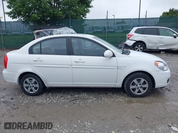 ✅ 2007 Hyundai Accent GLS • VIN: KMHCN46C27U093853 • Лот: 42318242. Опубликован ранее на IAAI с пробегом 143 865 миль. Бесплатный доступ к архиву аукционных продаж из США и подробный отчёт об истории автомобиля на DreamBid. Изображение 14.