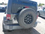 ✅ 2016 Jeep Wrangler Unlimited Sport • VIN: 1C4BJWDG7GL229364 • Lot: 42239069. Wystawiony na IAAI z przebiegiem 87 001 mil. Bezpłatny archiwum sprzedaży aukcyjnych z USA i szczegółowy raport historii pojazdu na DreamBid. Zdjęcie 16.