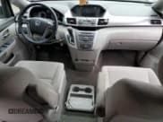 ✅ 2015 Honda Odyssey LX • VIN: 5FNRL5H24FB094394 • Lot: 71514625. Wystawiony na Copart z przebiegiem 85 928 mil. Bezpłatny archiwum sprzedaży aukcyjnych z USA i szczegółowy raport historii pojazdu na DreamBid. Zdjęcie 8.