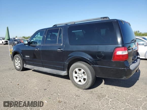 ✅ 2008 Ford Expedition Max SSV • VIN: 1FMFK15558LA48761 • Lot: 64095825. Listed on Copart with 237,697 mi. Free auction sales archive from the USA and detailed vehicle history report at DreamBid. Image 2.
