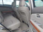 ✅ 2009 Lexus RX 350 • VIN: 2T2HK31UX9C113291 • Лот: 43314011. Опубликован ранее на IAAI с пробегом 186 367 миль. Бесплатный доступ к архиву аукционных продаж из США и подробный отчёт об истории автомобиля на DreamBid. Изображение 8.