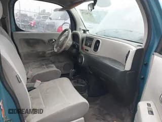 ✅ 2009 Nissan Cube SL • VIN: JN8AZ28R39T106211 • Lot: 43701276. Wystawiony na IAAI z przebiegiem 243 607 mil. Bezpłatny archiwum sprzedaży aukcyjnych z USA i szczegółowy raport historii pojazdu na DreamBid. Zdjęcie 5.