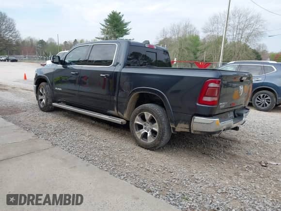 2020 Ram 1500 Laramie с VIN 1C6RREJT1LN105809, выставлен на аукционе IAAI как лот 41891443 с пробегом 102 591 миль миль и . История ставок и продаж доступна на DreamBid. Изображение 3.