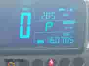 2015 Chevrolet Sonic LT z VIN 1G1JC6SB9F4220101, wystawiony jako IAAI lot #42811257 z przebiegiem 160 507 mil mil oraz . Historia ofert i sprzedaży dostępna na DreamBid. Obrazek 16.