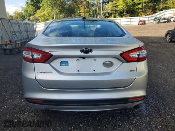 ✅ 2016 Ford Fusion SE • VIN: 1FA6P0H71G5134218 • Lot: 70465635. Listed on Copart with 105,653 mi. Free auction sales archive from the USA and detailed vehicle history report at DreamBid. Image 6.