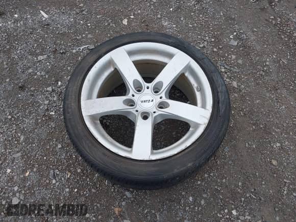 1998 Honda Accord LX z VIN 1HGCG5647WA155553, wystawiony jako IAAI lot #43586050 z przebiegiem 164 383 mil mil oraz . Historia ofert i sprzedaży dostępna na DreamBid. Obrazek 12.