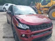 ✅ 2022 Jeep Compass Latitude • VIN: 3C4NJCBB2NT210970 • Lot: 42302790. Listed on IAAI with 27,999 mi. Free auction sales archive from the USA and detailed vehicle history report at DreamBid. Image 6.