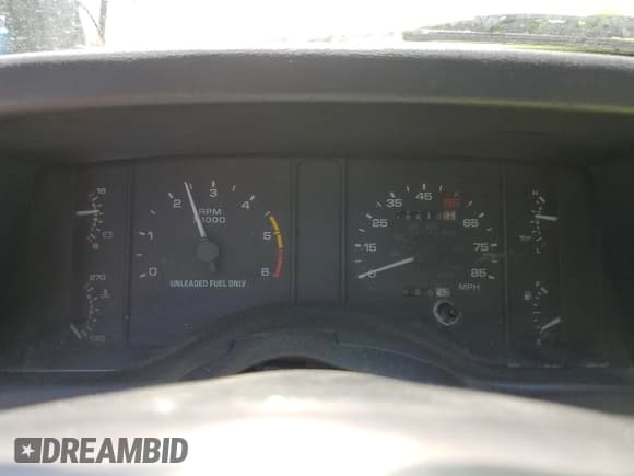 ✅ 1993 Ford Mustang • VIN: 1FACP44M3PF147651 • Лот: 69528314. Опубликован ранее на Copart с пробегом 49 510 миль. Бесплатный доступ к архиву аукционных продаж из США и подробный отчёт об истории автомобиля на DreamBid. Изображение 9.