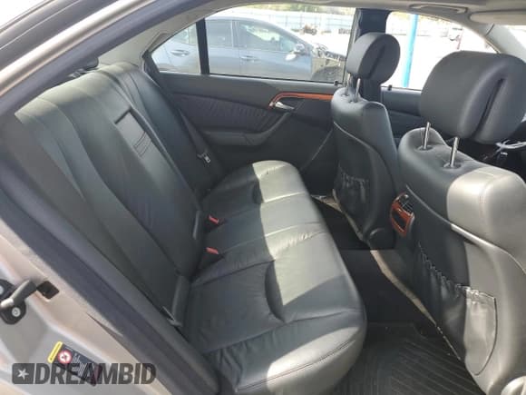 ✅ 2005 Mercedes-Benz S 430 • VIN: WDBNG83J75A454427 • Lot: 48637285. Listed on Copart with 120,023 mi. Free auction sales archive from the USA and detailed vehicle history report at DreamBid. Image 10.