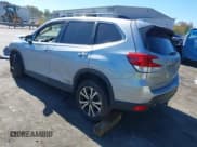 ✅ 2019 Subaru Forester Limited • VIN: JF2SKAUC6KH486560 • Lot: 43526732. Listed on IAAI with 63,879 mi. Free auction sales archive from the USA and detailed vehicle history report at DreamBid. Image 3.