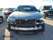 ✅ 2017 BMW X5 M • VIN: 5YMKT6C37H0U39093 • Lot: 39299614. Wystawiony na Copart z przebiegiem 126 868 mil. Bezpłatny archiwum sprzedaży aukcyjnych z USA i szczegółowy raport historii pojazdu na DreamBid. Zdjęcie 5.