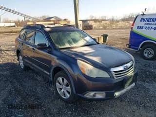 ✅ 2011 Subaru Outback Limited Power Moon • VIN: 4S4BRBLC4B3403234 • Lot: 43689743. Wystawiony na IAAI z przebiegiem 181 644 mil. Bezpłatny archiwum sprzedaży aukcyjnych z USA i szczegółowy raport historii pojazdu na DreamBid. Zdjęcie 1.