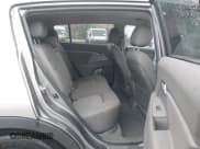 ✅ 2012 Kia Sportage LX • VIN: KNDPBCA20C7284798 • Lot: 43561731. Wystawiony na IAAI z przebiegiem 118 432 mil. Bezpłatny archiwum sprzedaży aukcyjnych z USA i szczegółowy raport historii pojazdu na DreamBid. Zdjęcie 8.