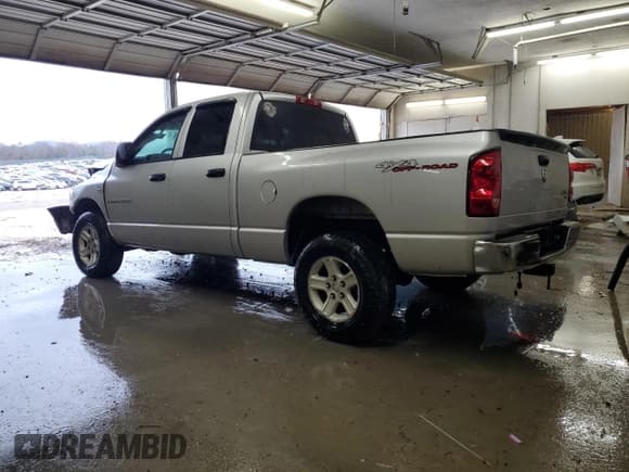 ✅ 2007 Dodge 1500 SLT • VIN: 1D7HU18227S143491 • Лот: 85428224. Опубликован ранее на Copart с пробегом 248 605 миль. Бесплатный доступ к архиву аукционных продаж из США и подробный отчёт об истории автомобиля на DreamBid. Изображение 2.