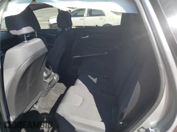 ✅ 2020 Hyundai Santa Fe SEL • VIN: 5NMS33AD9LH222883 • Лот: 40786713. Опубликован ранее на Copart с пробегом 29 624 миль. Бесплатный доступ к архиву аукционных продаж из США и подробный отчёт об истории автомобиля на DreamBid. Изображение 11.