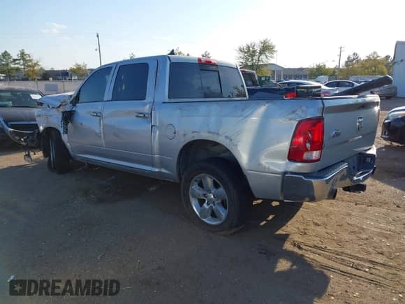 2016 Ram 1500 Big Horn with VIN 1C6RR6LT7GS263422, listed as a IAAI auction lot 40690786 with 213,354 mi miles and . Bid and sale history available at DreamBid. Image 3.