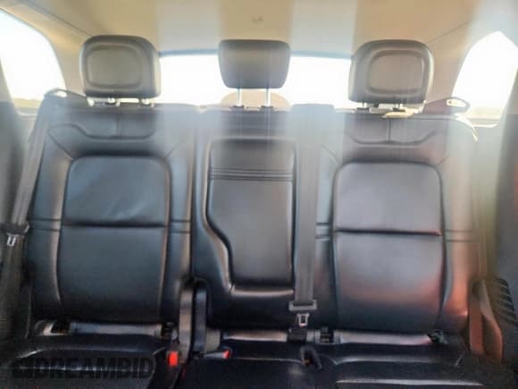 ✅ 2022 Lincoln Corsair Standard • VIN: 5LMCJ1C99NUL01787 • Lot: 80515695. Wystawiony na Copart z przebiegiem 140 180 mil. Bezpłatny archiwum sprzedaży aukcyjnych z USA i szczegółowy raport historii pojazdu na DreamBid. Zdjęcie 10.