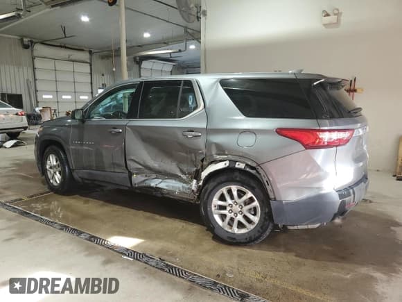 ✅ 2019 Chevrolet Traverse LS • VIN: 1GNERFKW7KJ193719 • Lot: 91608275. Wystawiony na Copart z przebiegiem 71 179 mil. Bezpłatny archiwum sprzedaży aukcyjnych z USA i szczegółowy raport historii pojazdu na DreamBid. Zdjęcie 2.