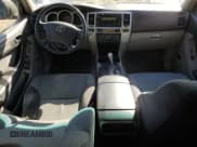 ✅ 2005 Toyota 4Runner SR5 • VIN: JTEBU14R158049062 • Лот: 86851365. Опубликован ранее на Copart с пробегом 305 378 миль. Бесплатный доступ к архиву аукционных продаж из США и подробный отчёт об истории автомобиля на DreamBid. Изображение 8.