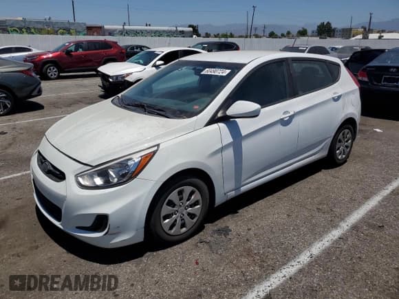 ✅ 2017 Hyundai Accent SE • VIN: KMHCT5AE2HU338155 • Лот: 60490724. Опубликован ранее на Copart с пробегом 107 035 миль. Бесплатный доступ к архиву аукционных продаж из США и подробный отчёт об истории автомобиля на DreamBid. Изображение 1.
