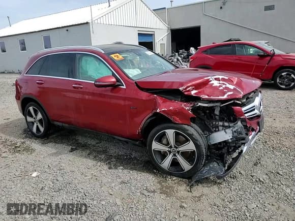 ✅ 2019 Mercedes-Benz GLC 350e • VIN: WDC0G5EB9KF626630 • Лот: 54326095. Опубликован ранее на Copart с пробегом 73 101 миль. Бесплатный доступ к архиву аукционных продаж из США и подробный отчёт об истории автомобиля на DreamBid. Изображение 15.