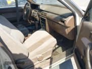✅ 1987 Toyota Camry • VIN: JT2SV21EXH3130273 • Lot: 42472806. Wystawiony na IAAI z przebiegiem 124 958 mil. Bezpłatny archiwum sprzedaży aukcyjnych z USA i szczegółowy raport historii pojazdu na DreamBid. Zdjęcie 5.