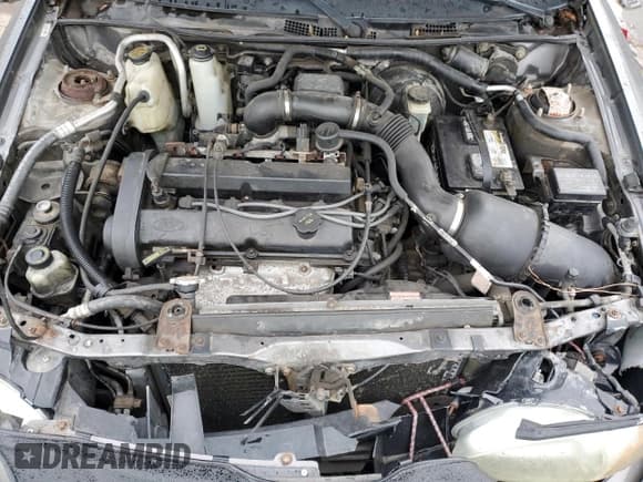 ✅ 2002 Ford Escort ZX2 Standard • VIN: 3FAFP11362R180033 • Lot: 89636805. Wystawiony na Copart z przebiegiem 61 492 mil. Bezpłatny archiwum sprzedaży aukcyjnych z USA i szczegółowy raport historii pojazdu na DreamBid. Zdjęcie 11.